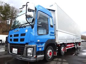 メーカーいすゞ リサイクル料金13,930円 年式 平成24年1月 サイズ 大型 走行距離 671,000km 形状 バン 型式 LKG-CYJ77A